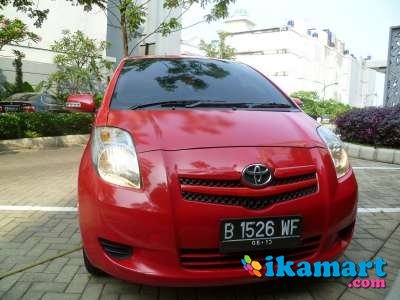 Jual Toyota Yaris E Warna Merah Muluss