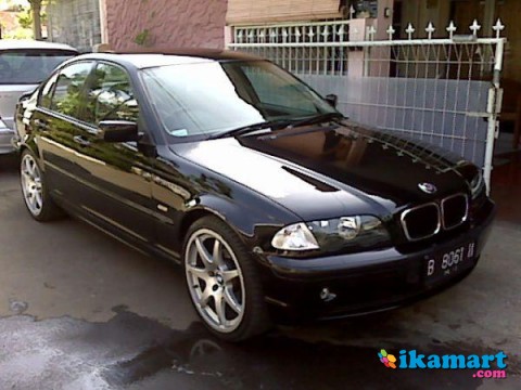  Dijual  BMW  318i 2002 Mobil 