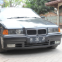 BMW 318i 92 manual hitam metalik