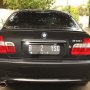 Jual BMW 318i 2003 facelift Black on Black. velg ring 20. nopil