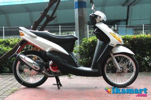  Modifikasi Yamaha Mio Sporty Putih Modifikasi Motor 