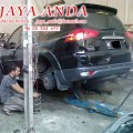 Bengkel perbaikan Onderstel mobil MITSHUBISHI di bengkel JAYA ANDA Surabaya