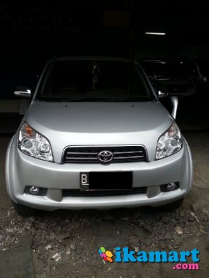 Dijual Toyota Rush S 1.5 Matic Silver 2009