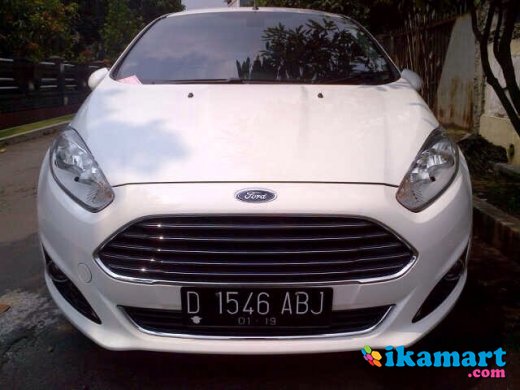 Jual Ford Fiesta S AT White 2014