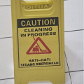 Warning Sign Floor cleaning in progress,hati hati sedang di bersihkan
