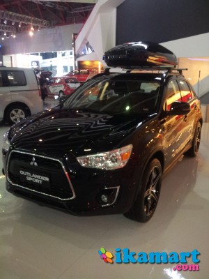 MITSUBISHI OUTLANDER 2014 NEW LOOK AND SUITE OF ADVANCED SAFETY TECHNOLOGIES