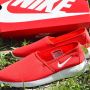 Nike RR red