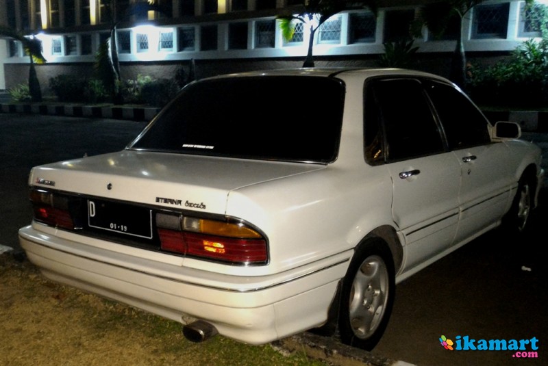 Mitsubishi Eterna Putih Thn 90 No.Pol Cantik - Mobil
