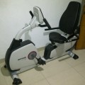 Sepeda Statis Recumbent Bike Magnetic With Six Pack Care