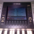 Keyboard yamaha PSR3000  mulus