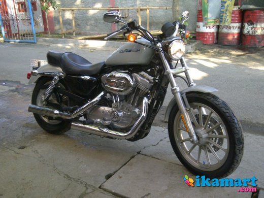 Jual Harley  davidson  sporster xl883l th 2005 istimewa Motor